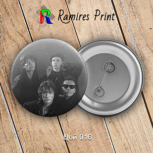 Значок 56 мм рок Цой і група Кіно 16