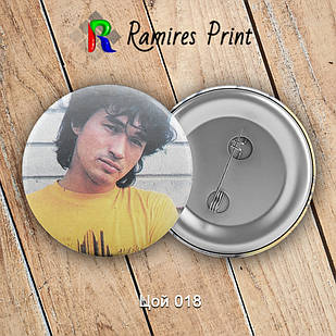 Значок 56 мм рок Цой і група Кіно 18