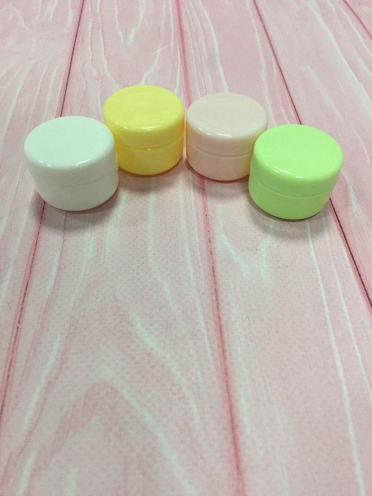 Баночки порожні по 5 грамів, різнобарвні, набір 4 шт.