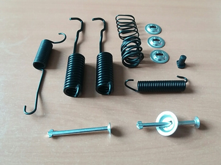 Ремкоплект барабанних гальм Iveco Daily 30-40 лівий