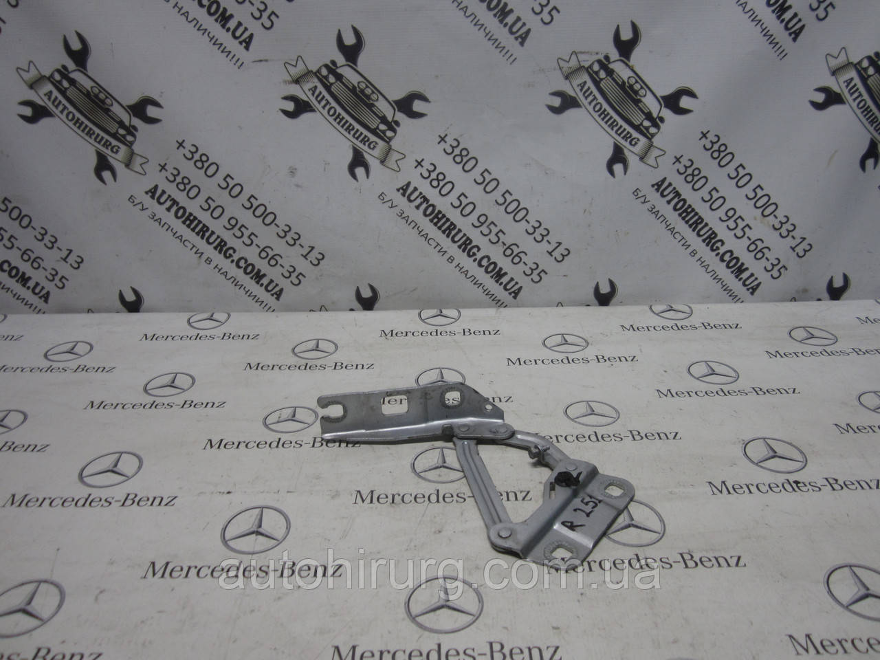 Права петля капота mercedes-benz w251 r-class