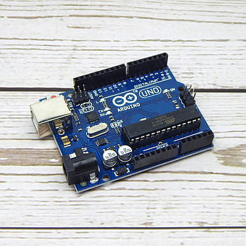 Плата Arduino UNO