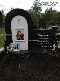 Детский памятник из гранита и белого мрамора. Фото с Жулянского кладбища, Киев 1