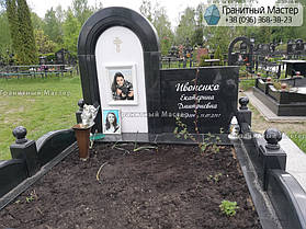 Детский памятник из гранита и белого мрамора. Фото с Жулянского кладбища, Киев 3