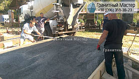 Красивый памятник ребенку со статуей из мрамора. Фото с.Березовка, Киевская обл. 10