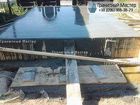 Красивый памятник ребенку со статуей из мрамора. Фото с.Березовка, Киевская обл. 13