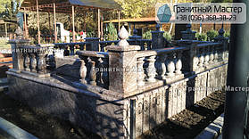 Красивый памятник ребенку со статуей из мрамора. Фото с.Березовка, Киевская обл. 17