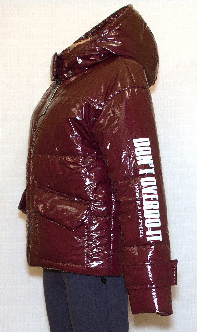 куртка жіноча бордо куртка блискуча купити