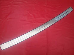 Накладка на задній бампер Toyota Camry 40