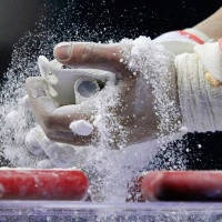 Магнезія спортивна (рідка, в брикетах)