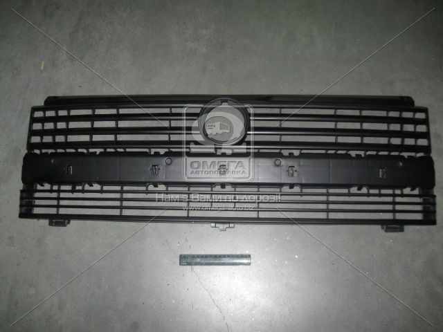 Решітка радіатора VOLKSWAGEN T4 Фольксваген Т4 1991-2003 (пр./TEMPEST)