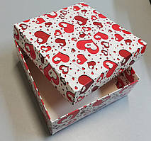Коробка під подарунки з картону "Серце" 195*195*97