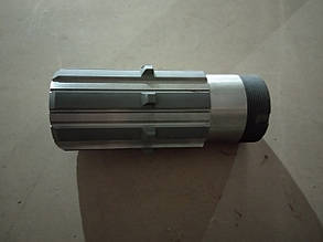 Вал голий сполучний середнього редуктора HOWO