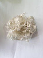 Шиньон - резинка Viola из искусственных волос цвет белоснежный блонд