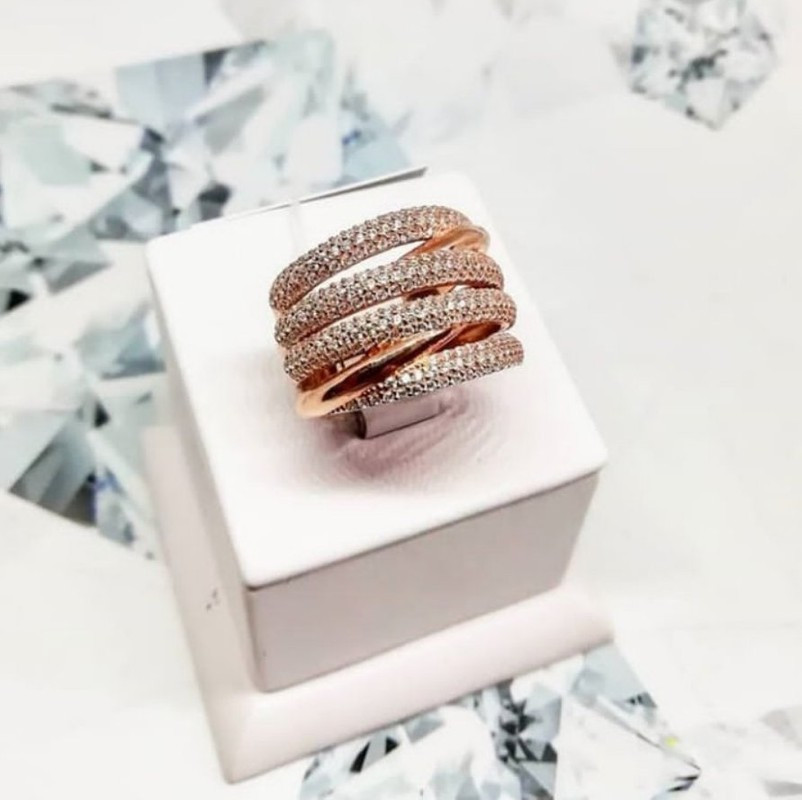 Срібна каблучка з позолотою і фіанітами Меланж широка багаторядна, срібло 925, фото 1