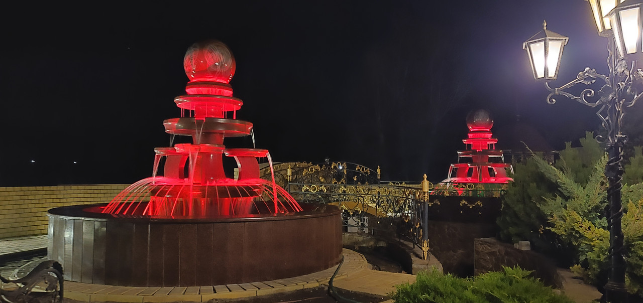 Каскадний гранітний фонтан "Плава куля" 700 мм із басейном 3500 мм