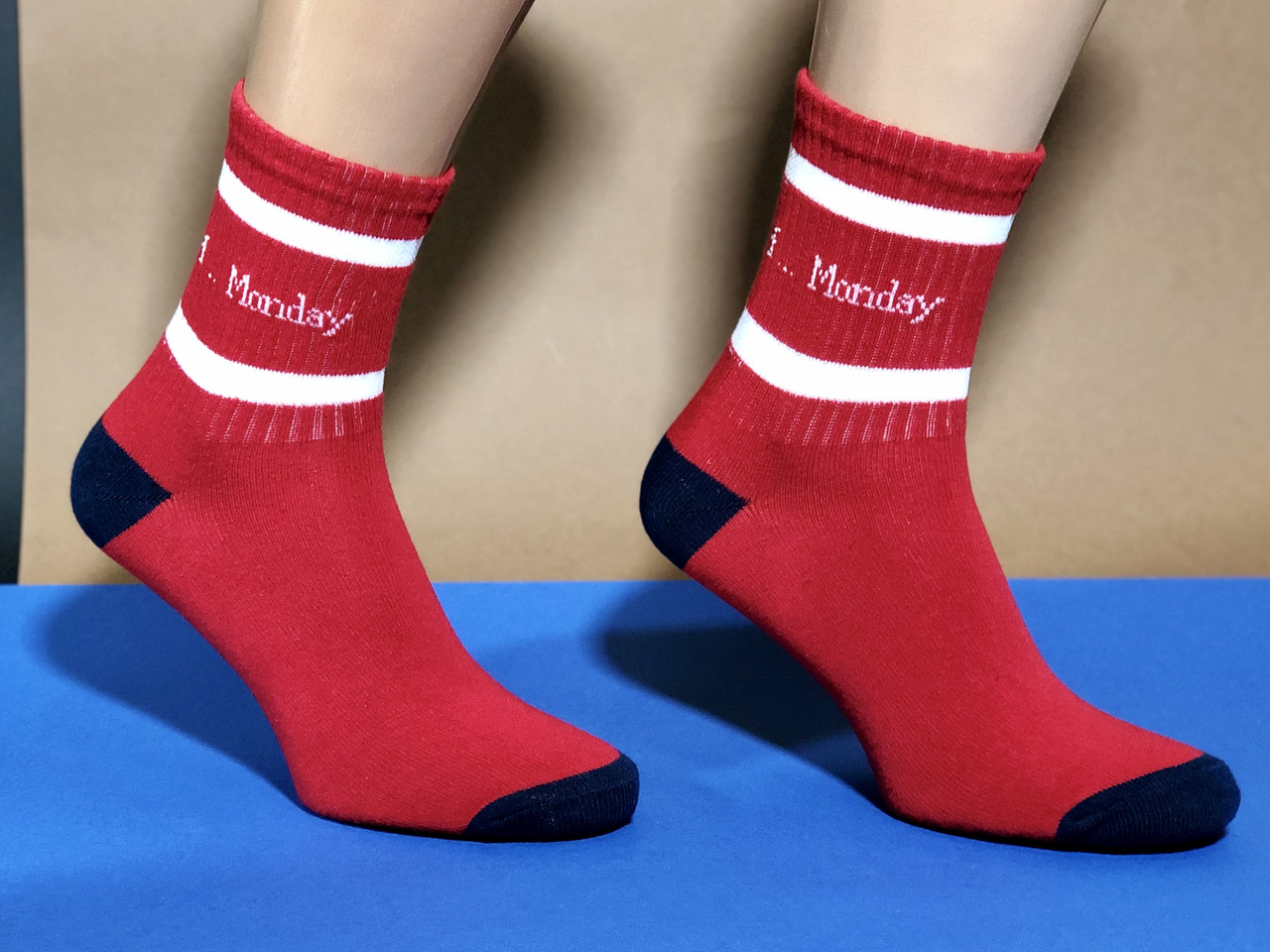 Шкарпетки Neseli Athletic До біса понеділок червоні, One size (37-43)