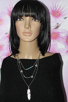 Приваблива срібляста підвіска з трьох ланцюжків кулон перо