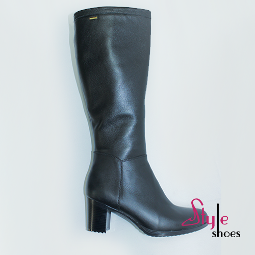 Чоботи шкіряні демісезонні жіночі чорного кольору на підборах "Style Shoes"