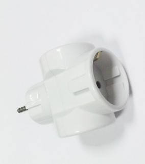 Трійники електричні побутові, адаптери