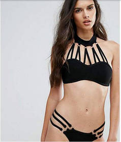 Модний чорний купальник оригінального дизайну