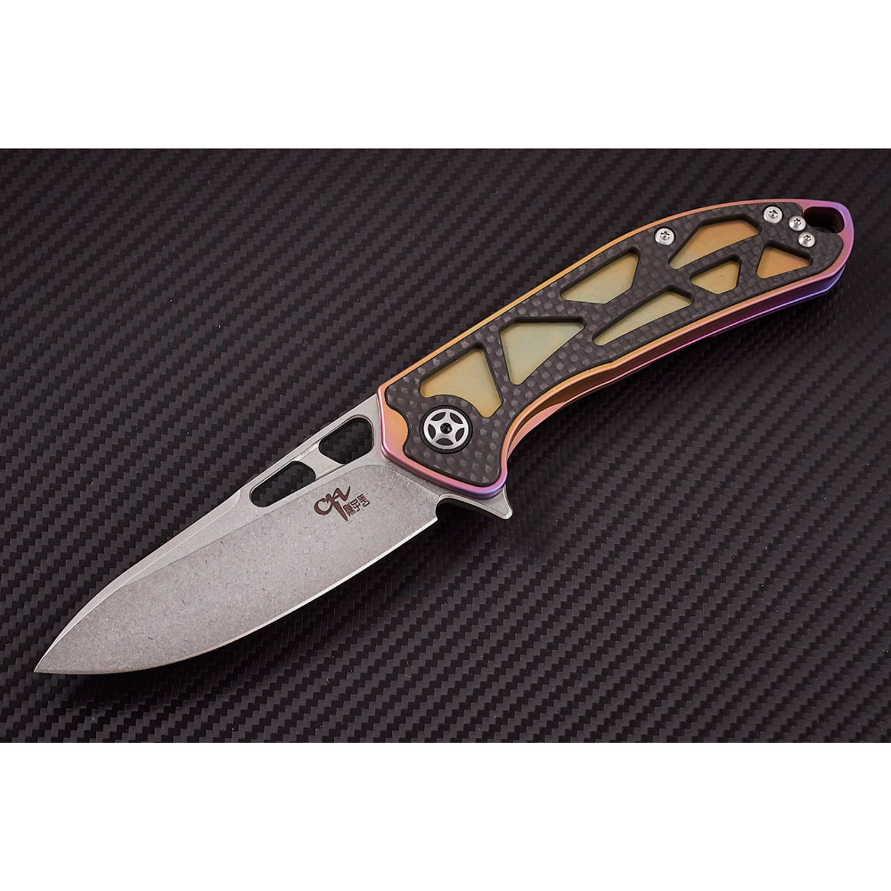 Складаний ніж CH KNIVES футуристичний дизайн, чіткі лінії, тверда сталь, ідеальний механізм