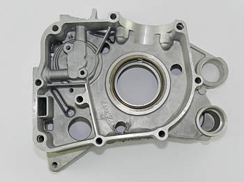 Картер 4т GY6-125/150сс колесо 13 (правий) мален (152QMI/157QMJ)