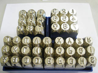 Ручні ударні клейма