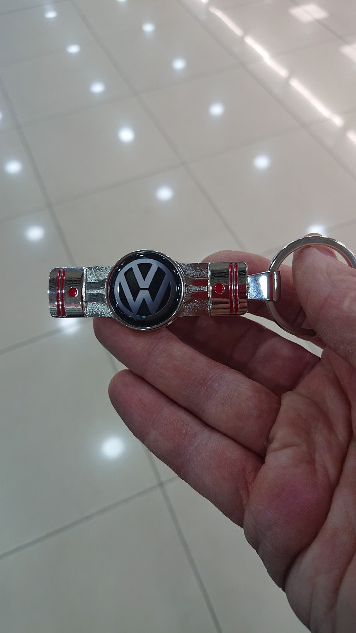 Брелок поршень з державним номером Volkswagen