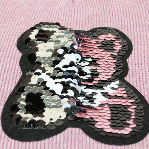 Весенние шапки для девочек с пайеками