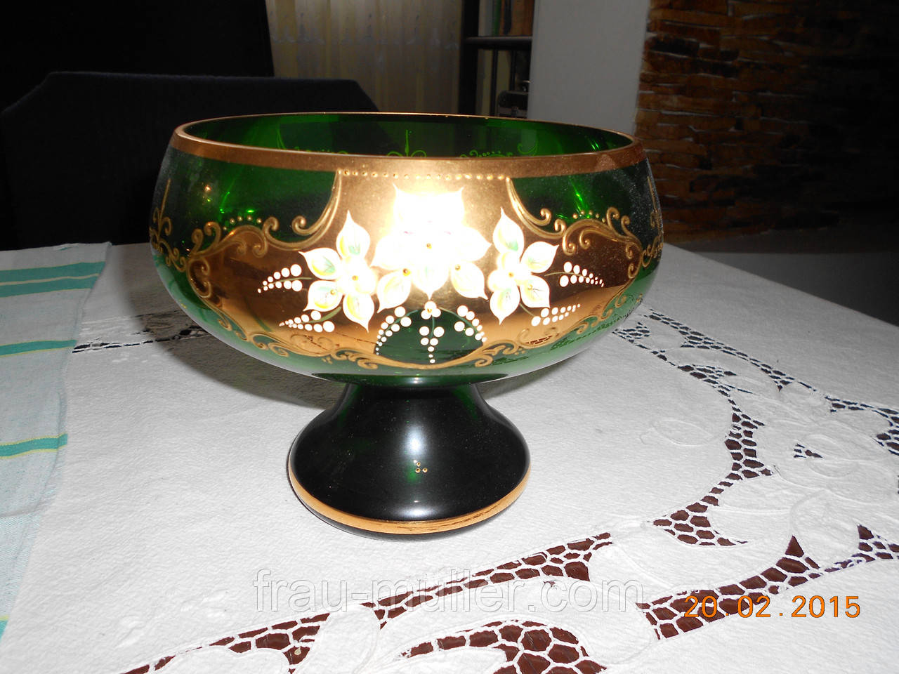 Декоративна зелена ваза смальта з кольорового скла з ручним розписом і позолотою Bohemia