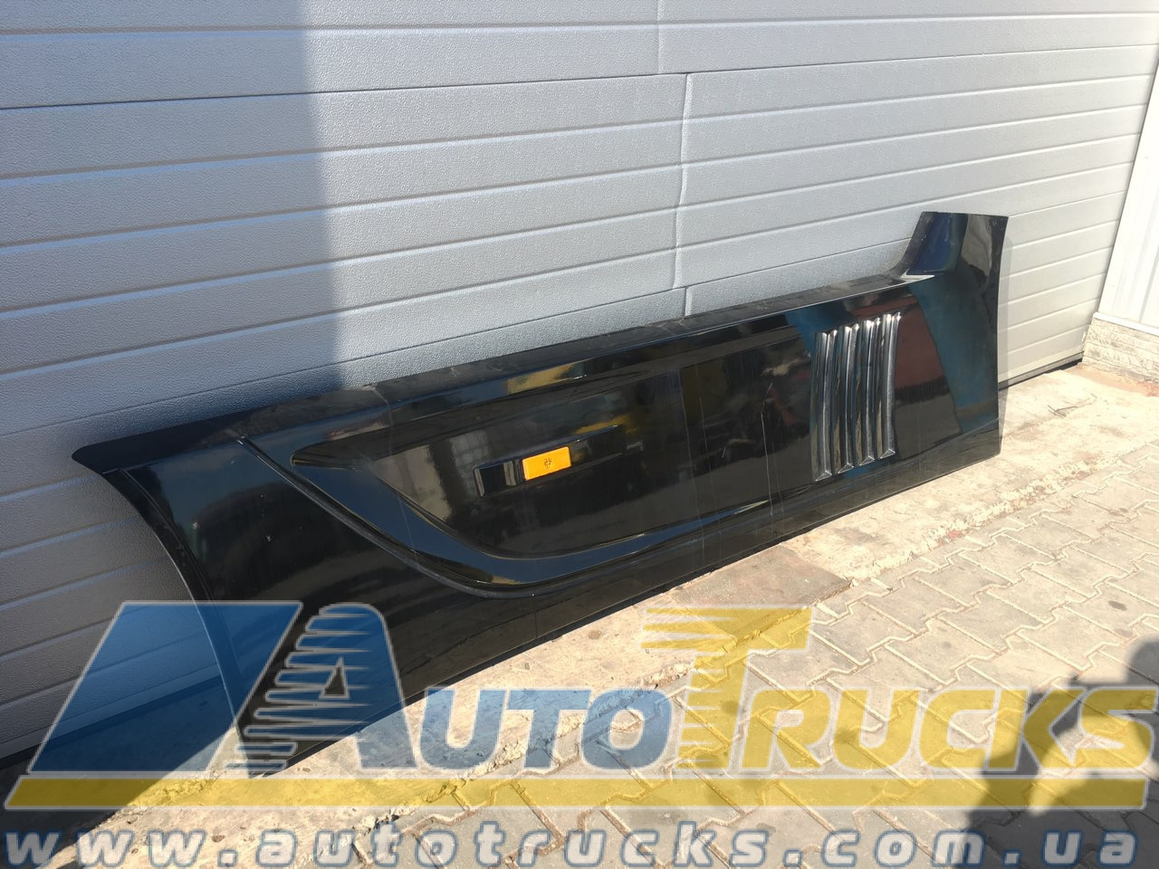 Спойлер MB ACTROS MP4 Б/у для Mercedes Actros (9605208655; 9605208755; 9605208855)