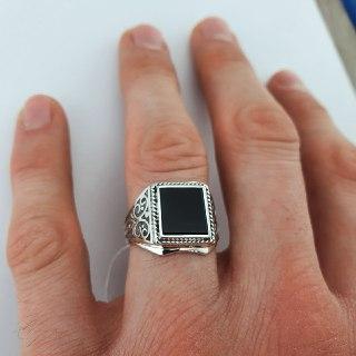 Какой купить серебряный перстень мужской в интернет-магазине «Серебряная планета»