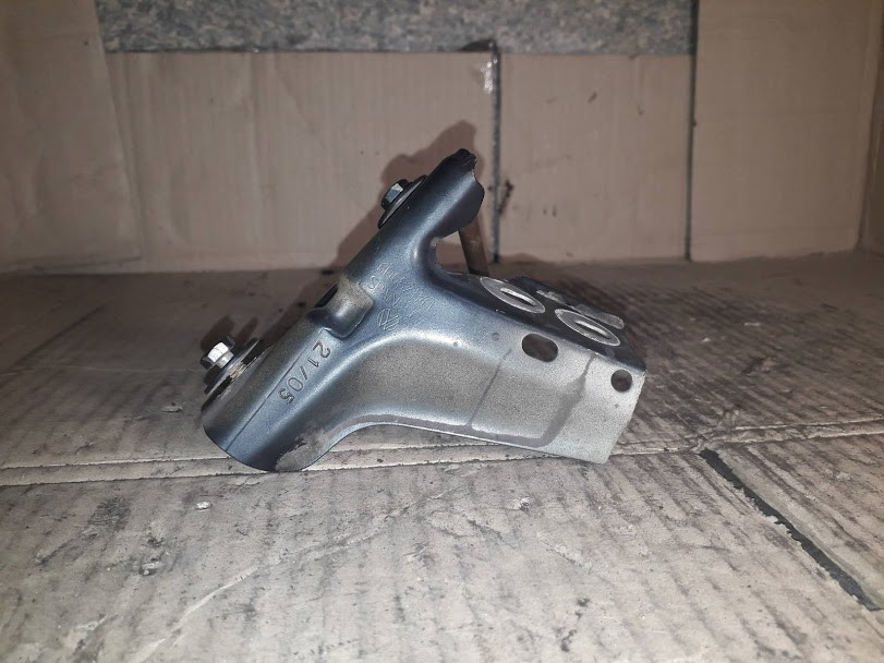 Б/у кронштейн крыла 6q0821141 для Volkswagen Polo 2006-2009