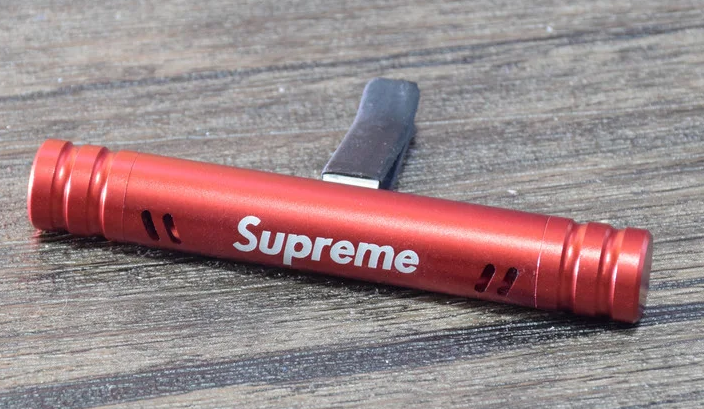 Ароматизатор VIP серія на повітропровід SUPREME, освіжувач повітря салону автомобіля червоний, фото 3