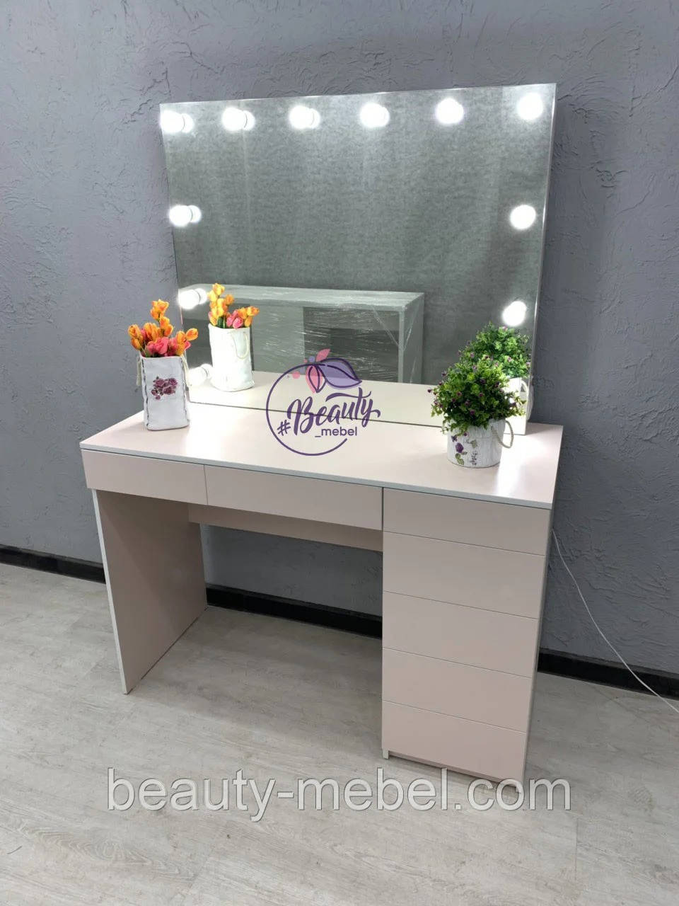 Стіл для візажиста з дзеркалом з ящиками, що відкриваються натисканням, колір - Сакура, фото 1