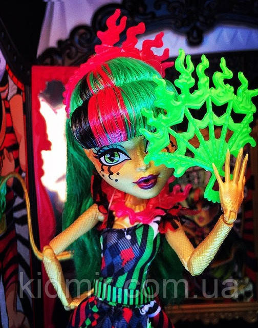 Монстр Хай Джинафаер Лонг Лялька Monster High Jinafire Long Freak Du Chic CHX96