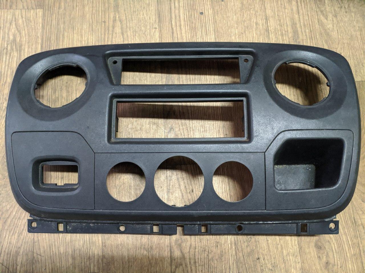 Декоративна накладка на панель Renault Master, Opel Movano 2010-, 682600025R (Б/У), фото 1