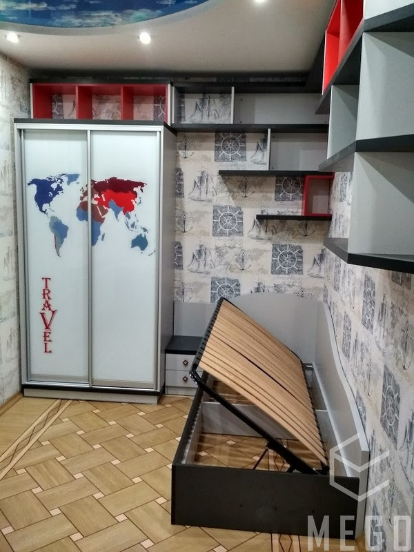 Комплект меблів у дитячу кімнату на замовлення