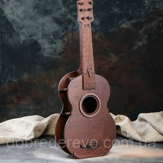 Дерев'яний мінібар "Гітара" 52 см.