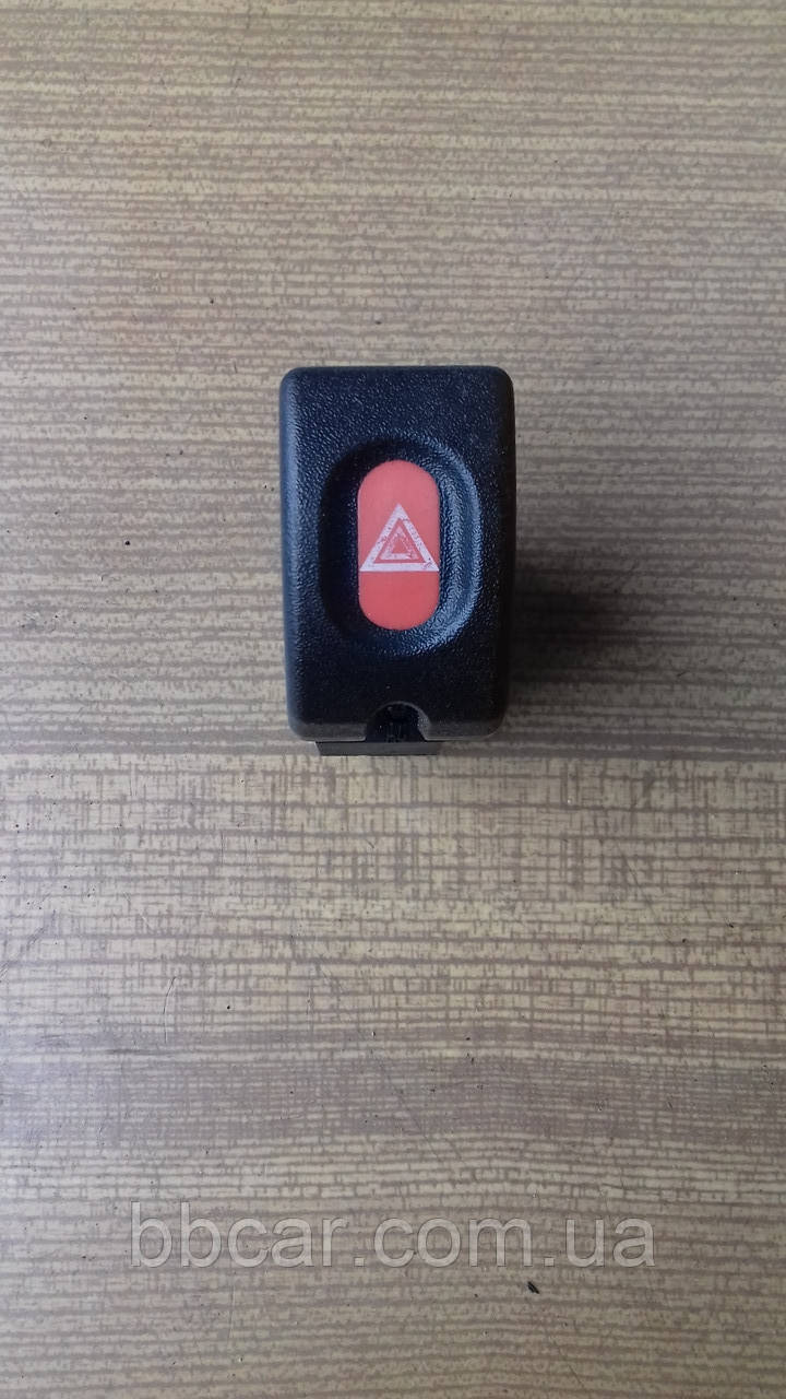 Кнопка аварийного сигнала Opel Corsa B 09 164 441