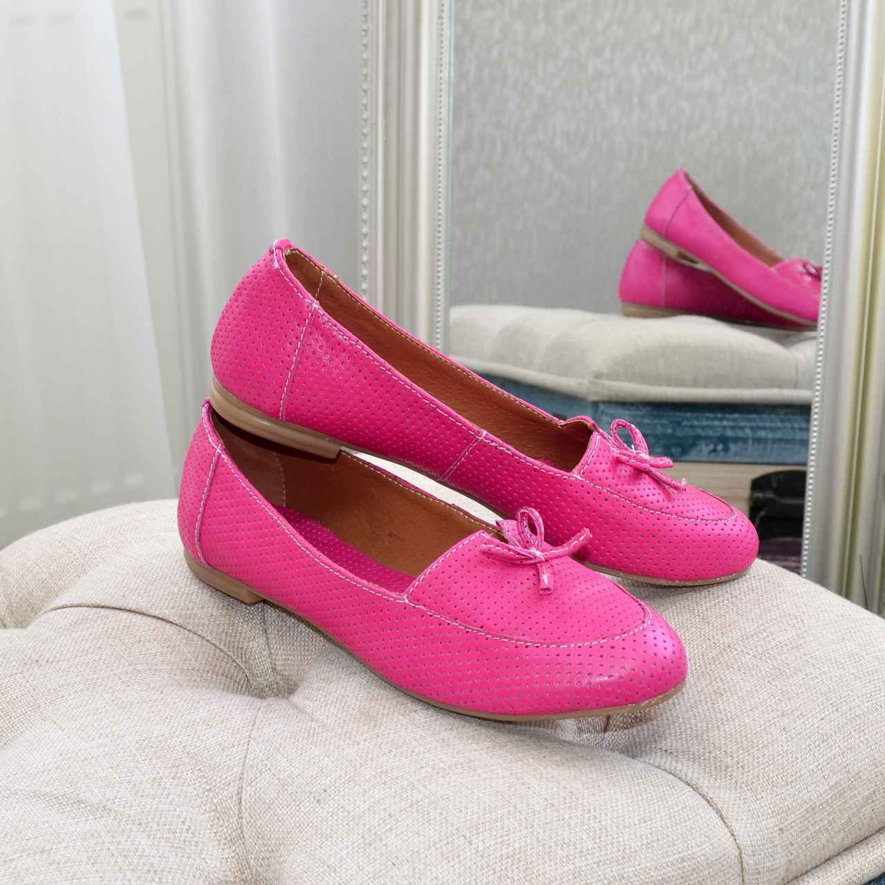 Балетки жіночі шкіряні на низькому ходу, декоровані бантиком, шкіра фуксія, фото 1