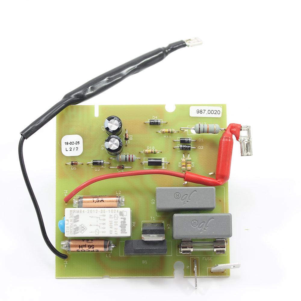 2187287679_w640_h640_218728767