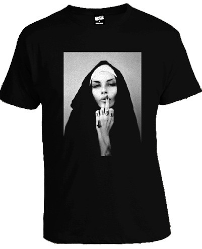 Футболка True Black Nun Черниця