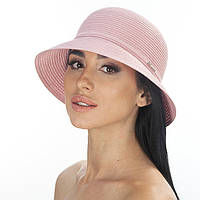 Розовая летняя шляпа с небольшими полями