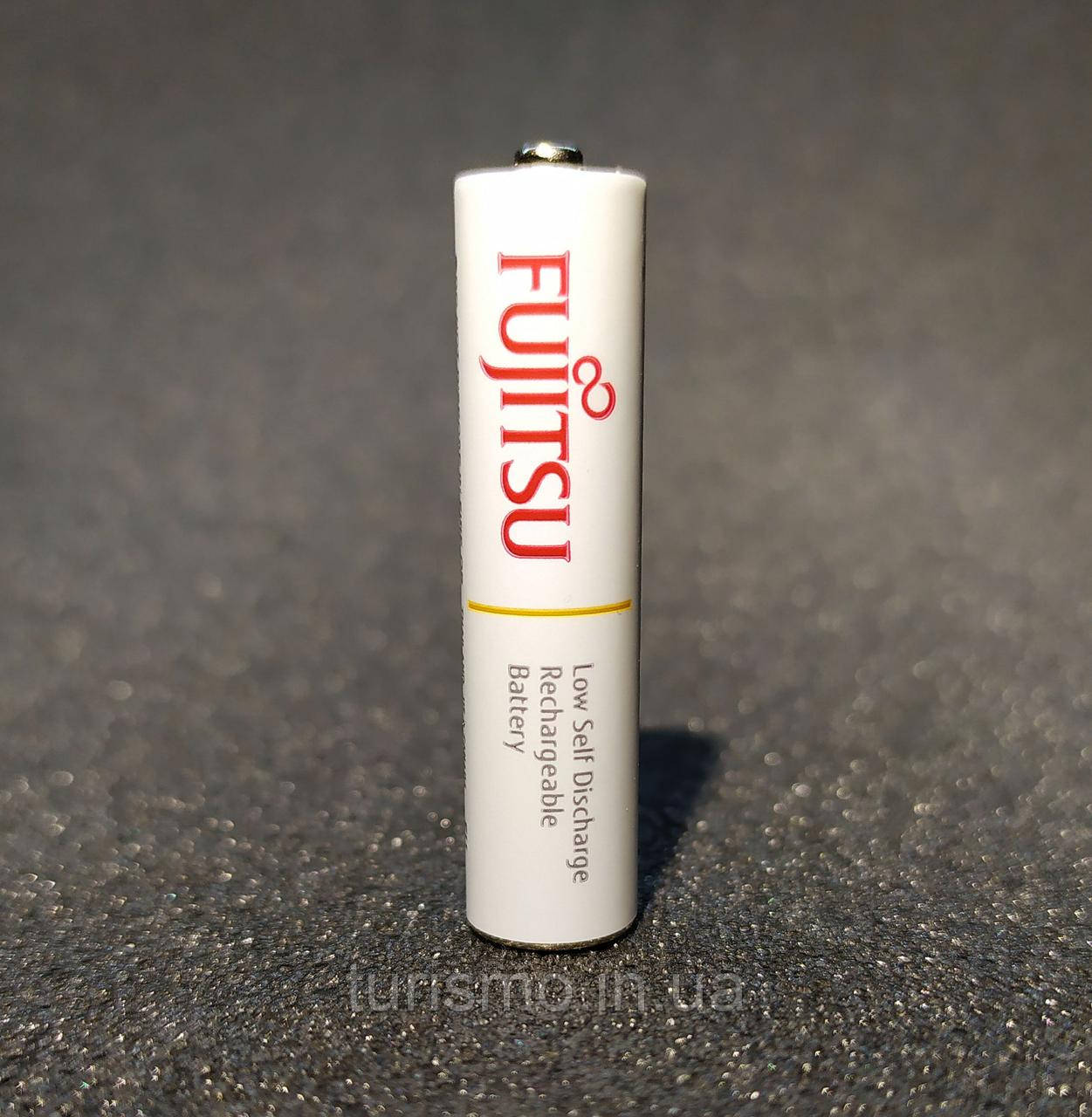 Fujitsu AAA акумулятор Ni-MH 750 mAh з низьким саморозряджанням. Повний аналог Eneloop. HR-4UTCEU (4B)