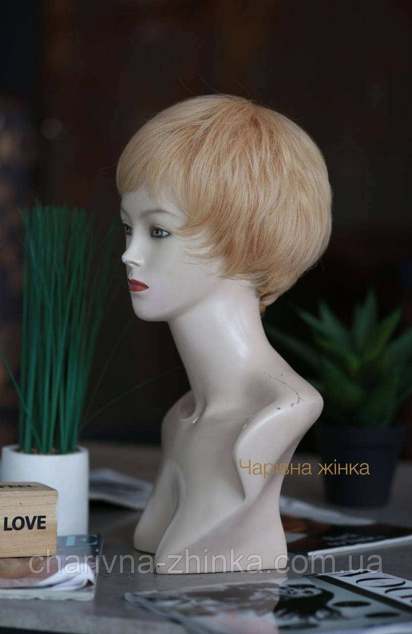 Парик женский короткий не объемный из натуральных волос Dragon светло-русый пшеничный - фото 3 - id-p1096186076