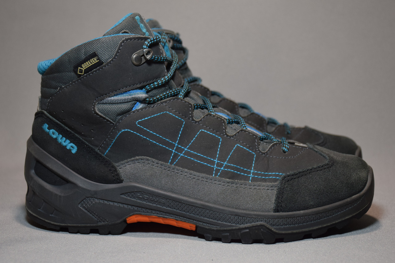 Lowa store approach gtx