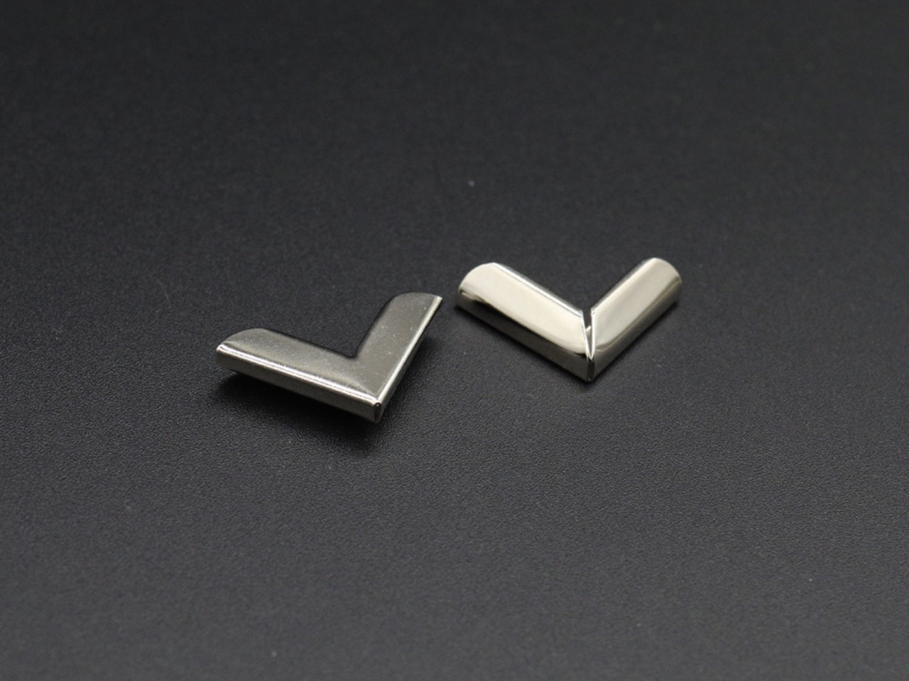 Куточок для папок. Колір "нікель". 19х6мм, фото 1