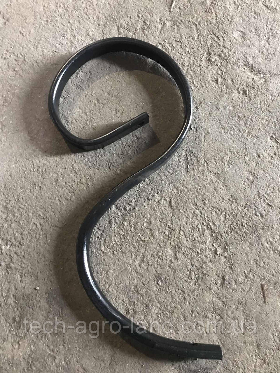 Стойка лапа культиватора пружинная S-образная 32х12 Италия Eurozappa ...